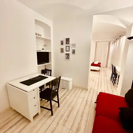 Casa Di Carlo, Con Poli, Metro, Caffe A Due Passi *